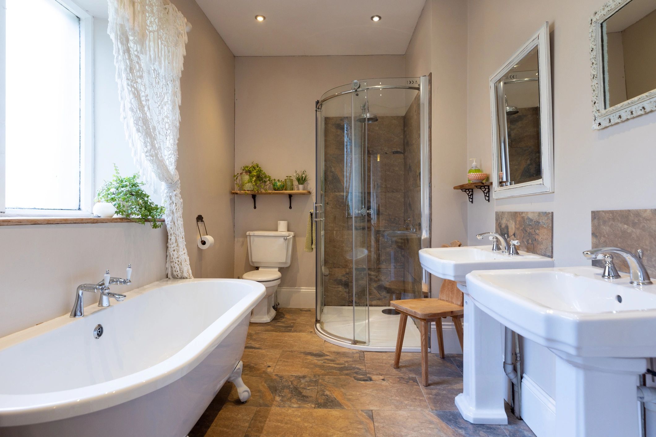 Tub and shower area inspiration for bathroom upgrades in Oahu homes