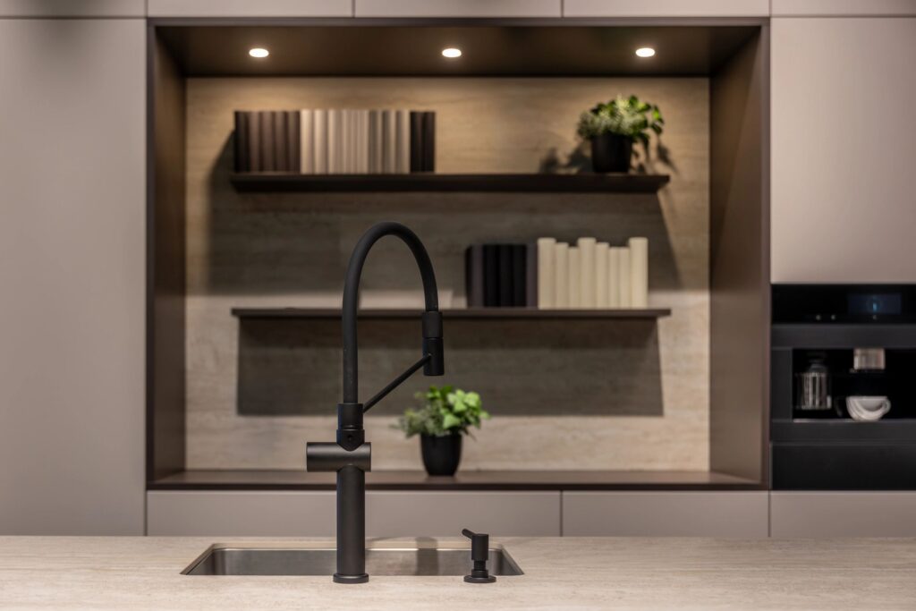 How to Choose the Right Sink for an Aiea Kitchen or Bathroom
